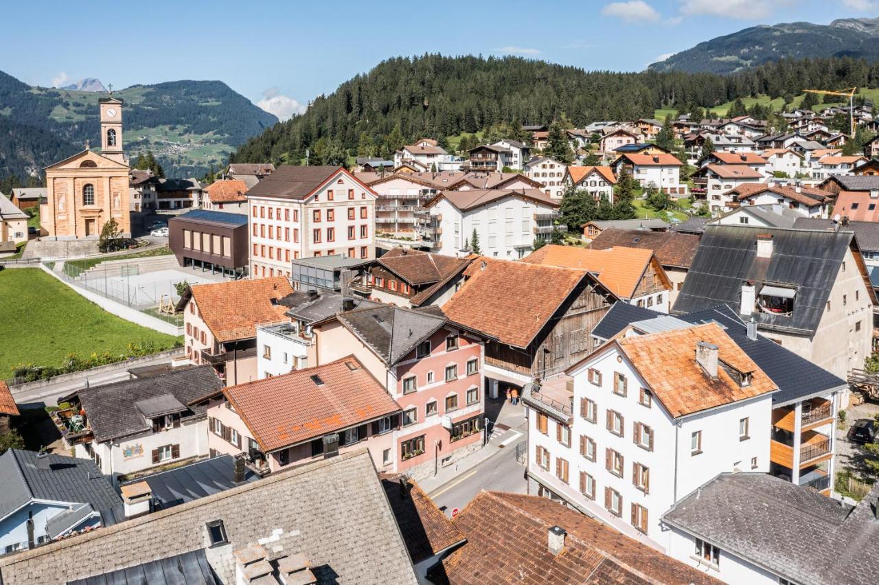 Hotel Cualmet - Aktiv Erholen Und Geniessen Tiefencastel Exteriör bild